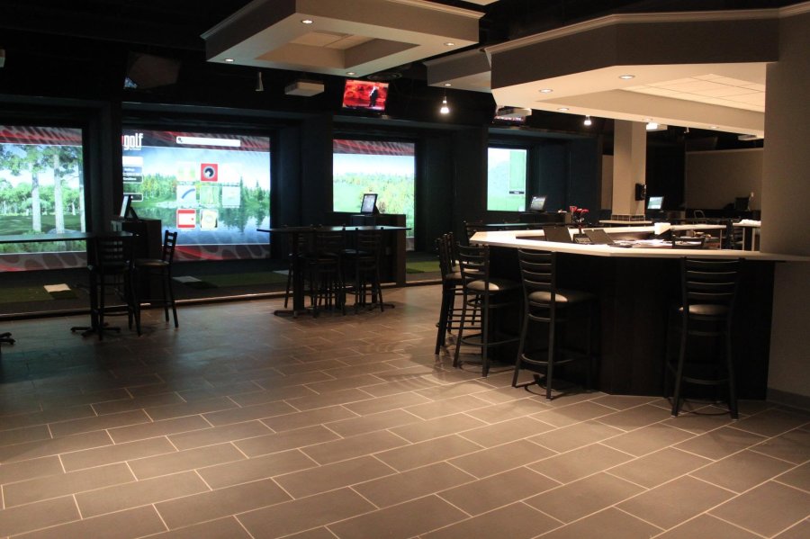 Metro Fairway Indoor Golfing