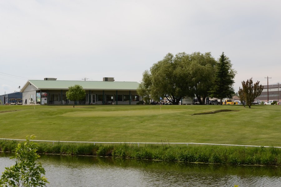 Provost and District Golf Club